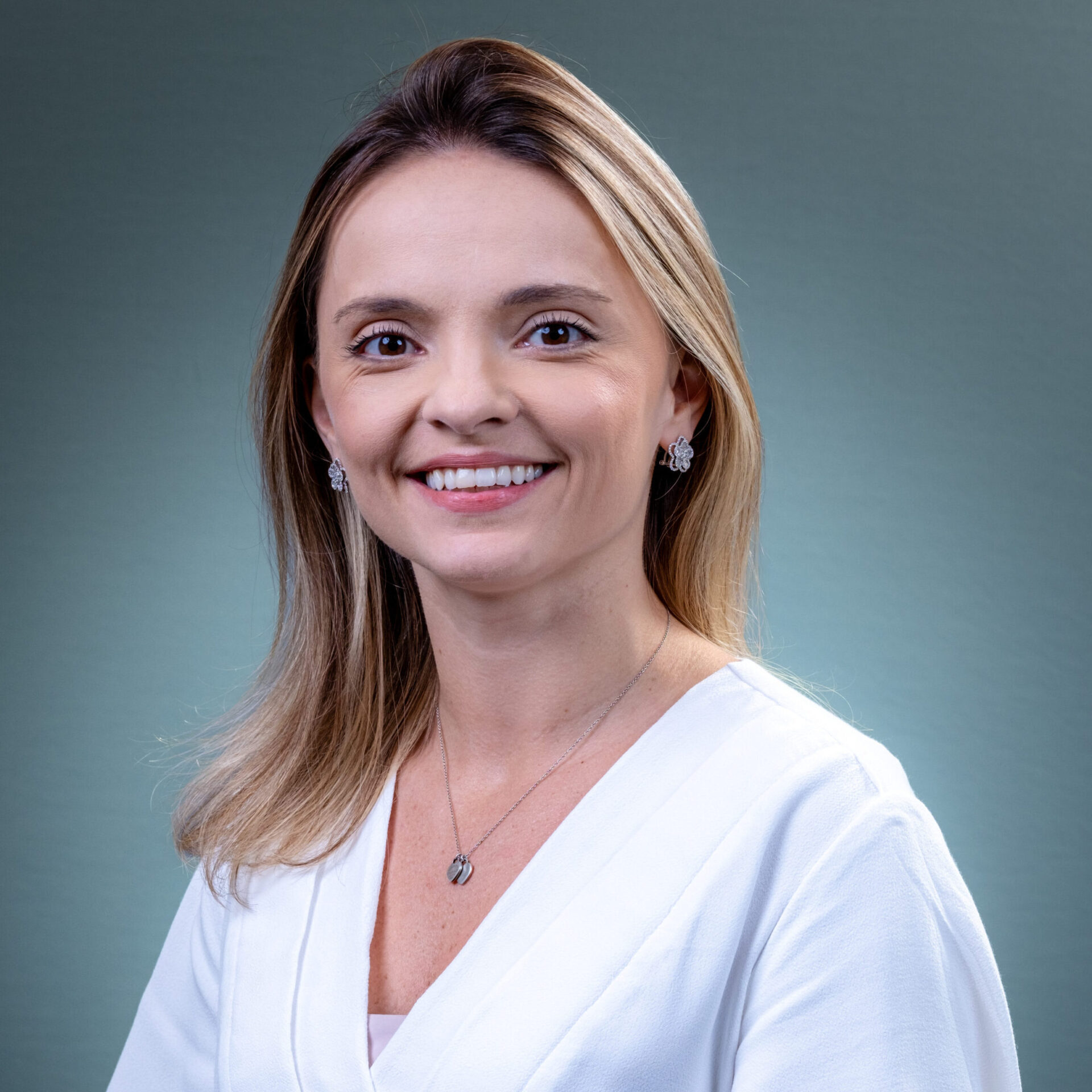 Julia-Guimarães-e1699642338879